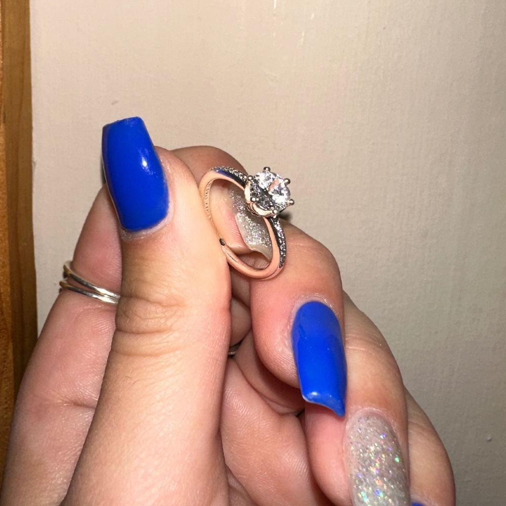 Pandora Ring